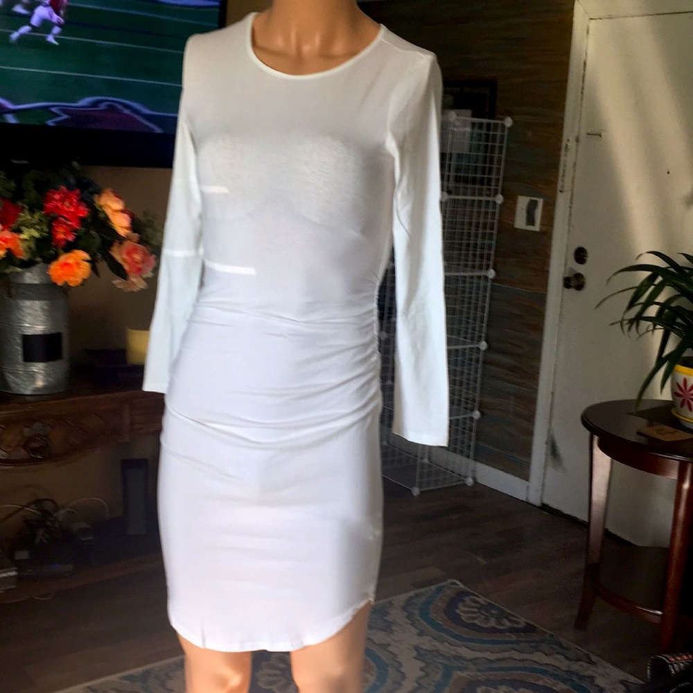 ABASONA Basic White long sleeve dress size small